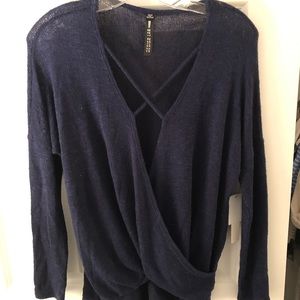 Criss cross front top. Great for a night out!